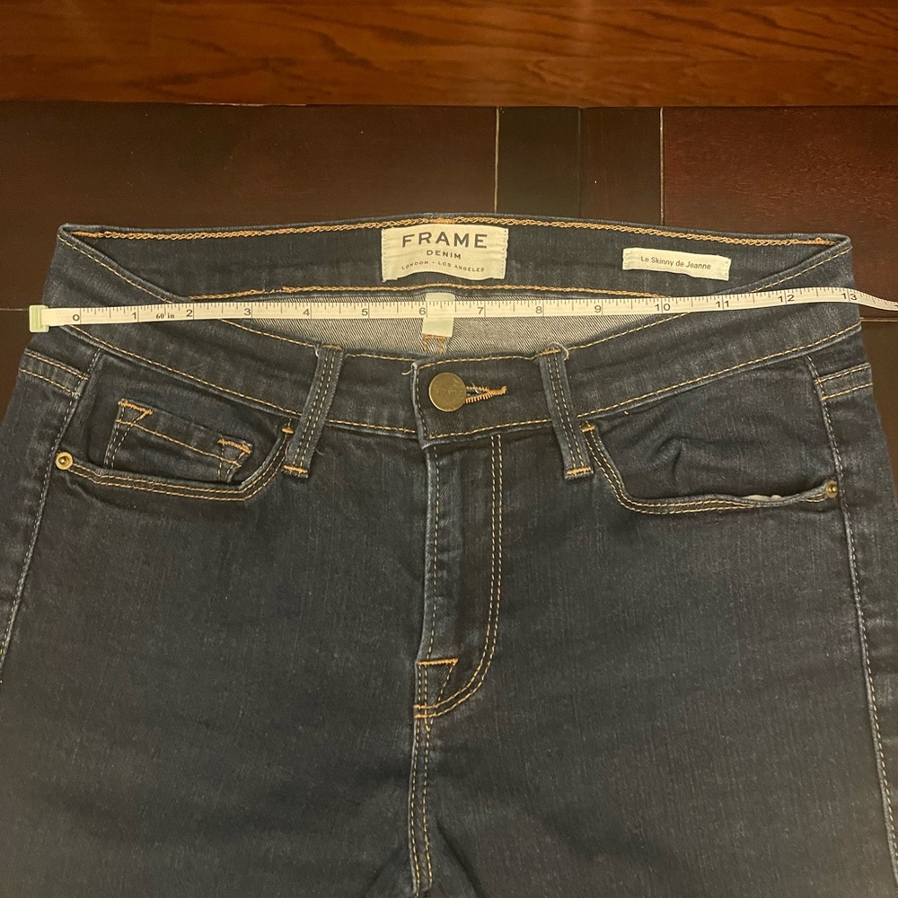 Frame / 28 Le Skinny jeans. Fit 26”